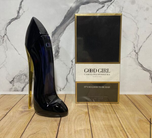 Good girl   Carolina Herrera Mujer AA+ x100ml