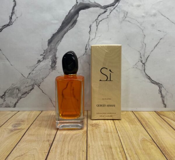 Si   Giorgio Armani Mujer AA+ x100ml